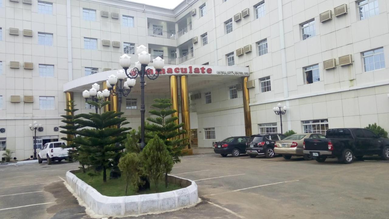 Immaculate Royal Int'L Hotel Owerri Bagian luar foto